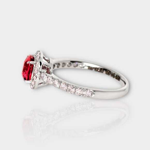Red Spinel Ring - Picture 4 of 7